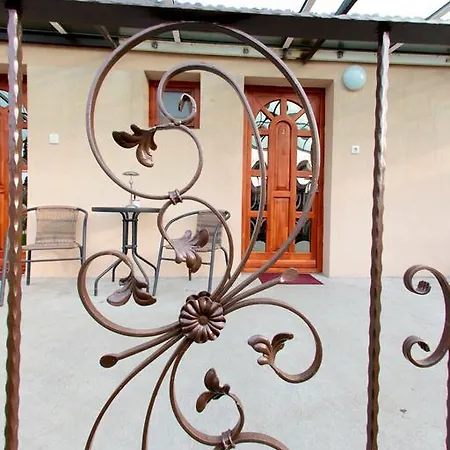 Ildiko Apartman Apartament Bekescsaba